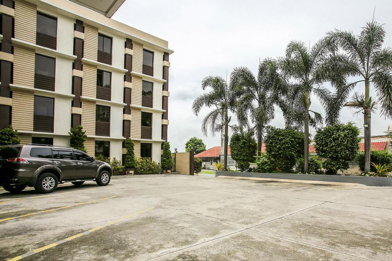 Super Oyo Capital O 786 Kwe Hotel And Resort Angeles Esterno foto